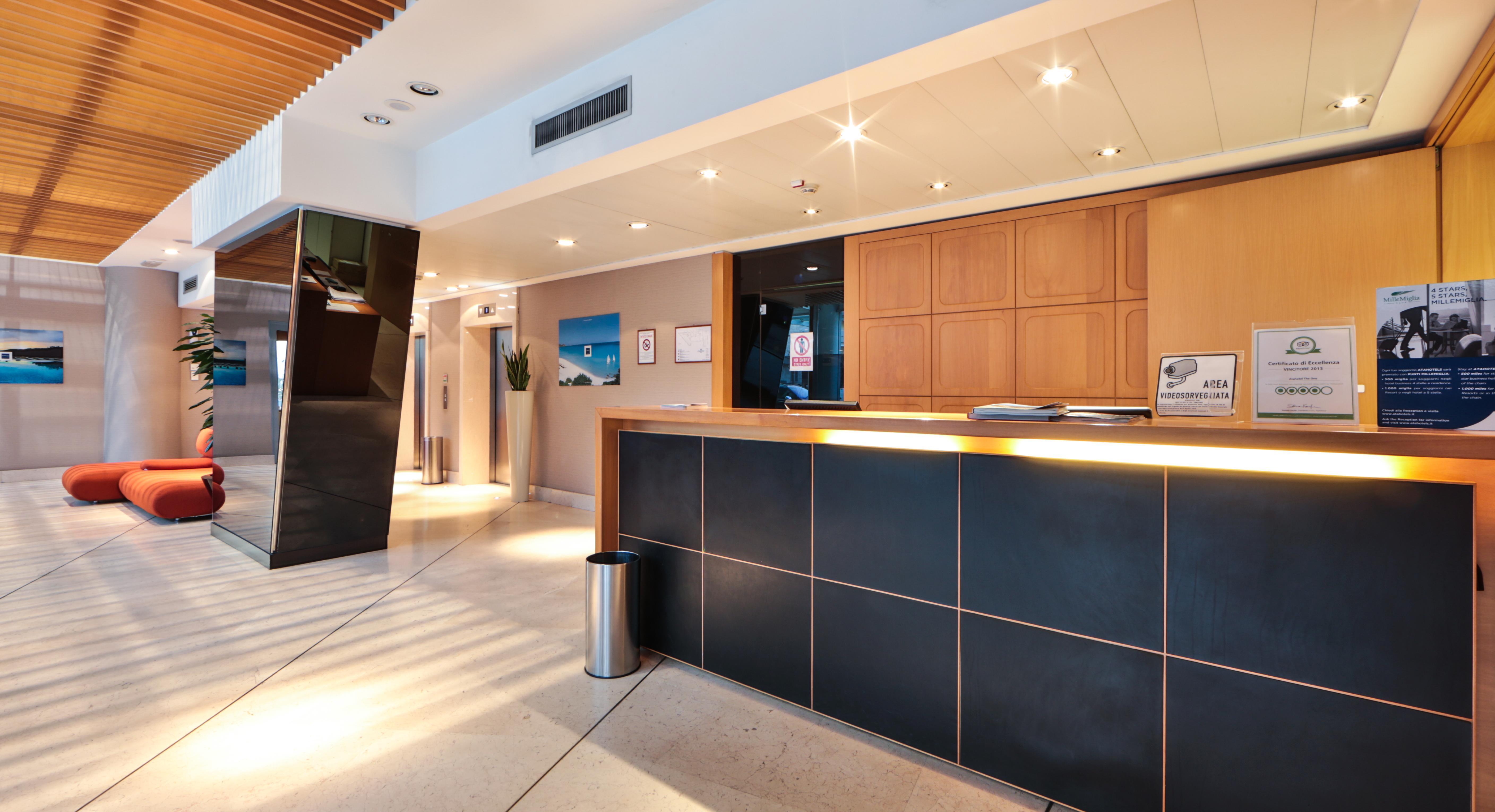 Una Hotels The One Milano Hotel & Residence Сан-Донато-Миланезе Экстерьер фото