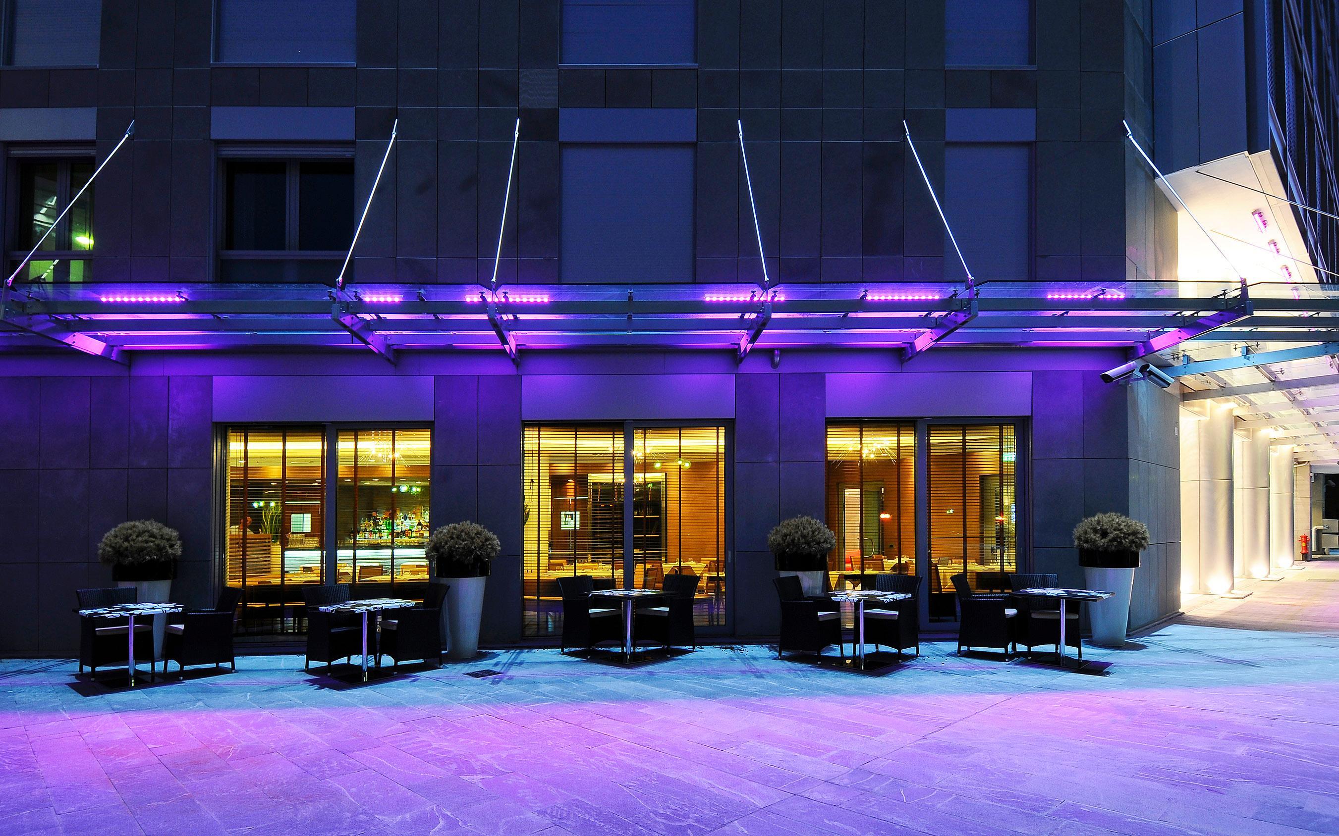 Una Hotels The One Milano Hotel & Residence Сан-Донато-Миланезе Экстерьер фото