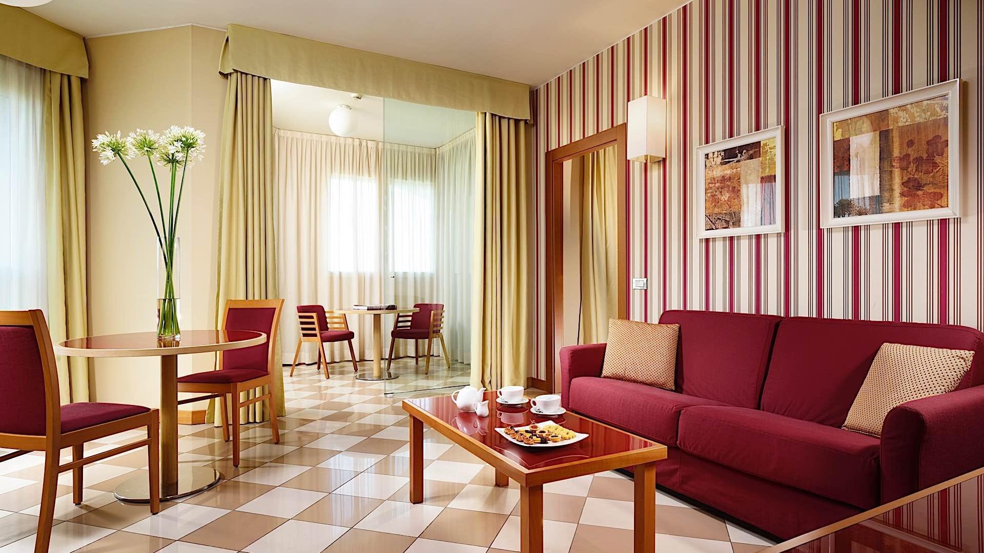 Una Hotels The One Milano Hotel & Residence Сан-Донато-Миланезе Экстерьер фото